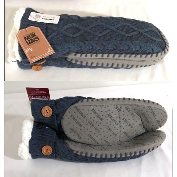 Vitamin E Infused Non-Slip Fleece Lined Muk Luks Socks Slippers - Picture 1 of 3